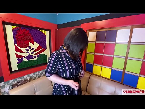 ❤️ Japansk cutie med store bryster onanerer med sexlegetøj og får en orgasme. Hun fortæller i et interview om sin kneppeoplevelse. Kæmpe bryster og behårede fisse stønner højt. Osakaporn ❤️❌ Fucking video at da.online4sex.ru ❤